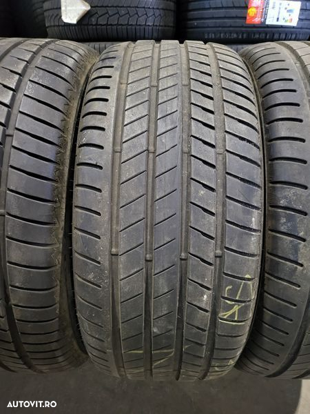 305/40/20//275/45/20 Bridgestone Runflat - 3