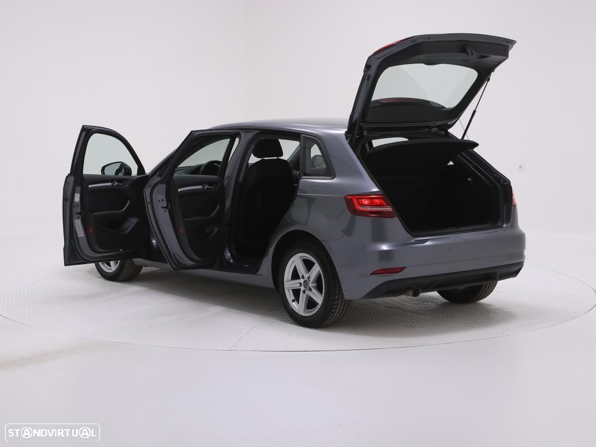 Audi A3 Sportback 30 TDI - 5