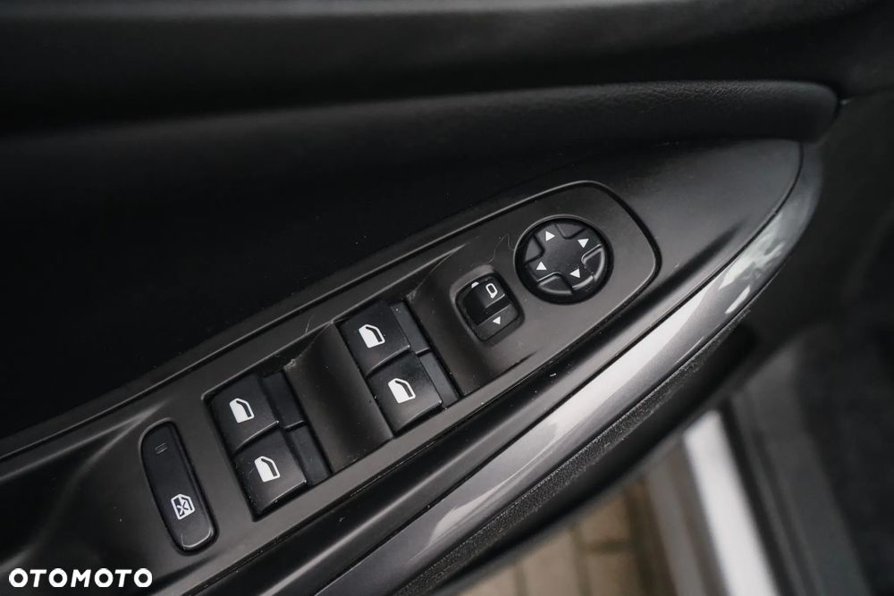 Opel Grandland X 1.6 D Start/Stop Business INNOVATION - 29