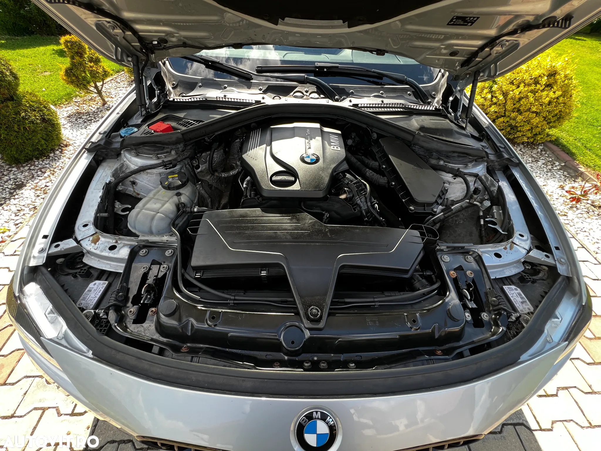 BMW Seria 3 - 34