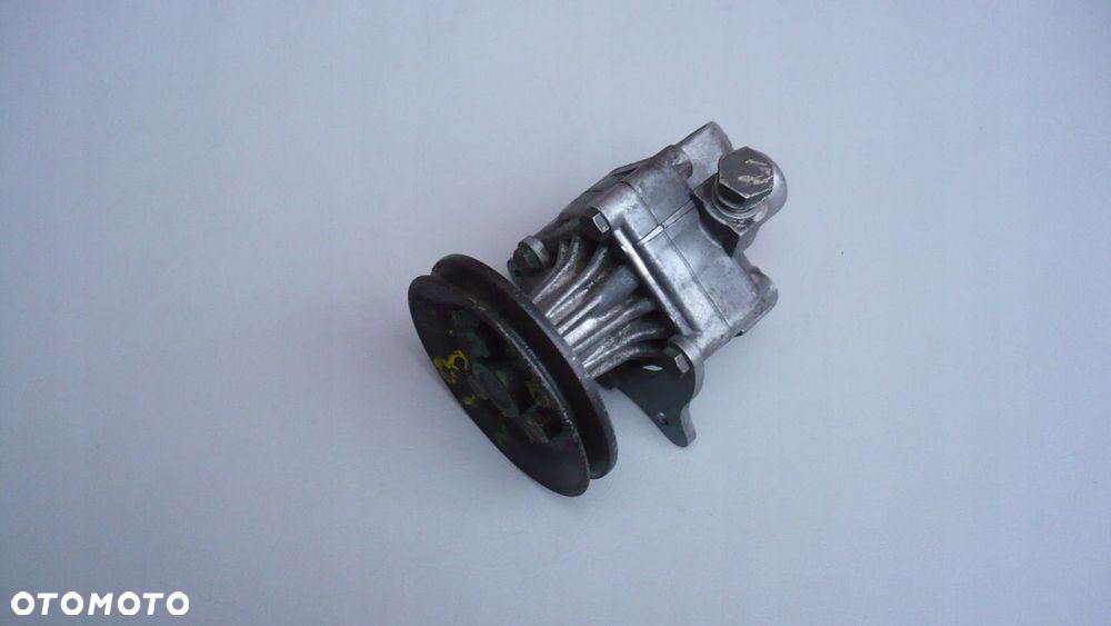Pompa wspomagania 1141045 BMW E30 E36 316 318 M40 110 BAR - 1