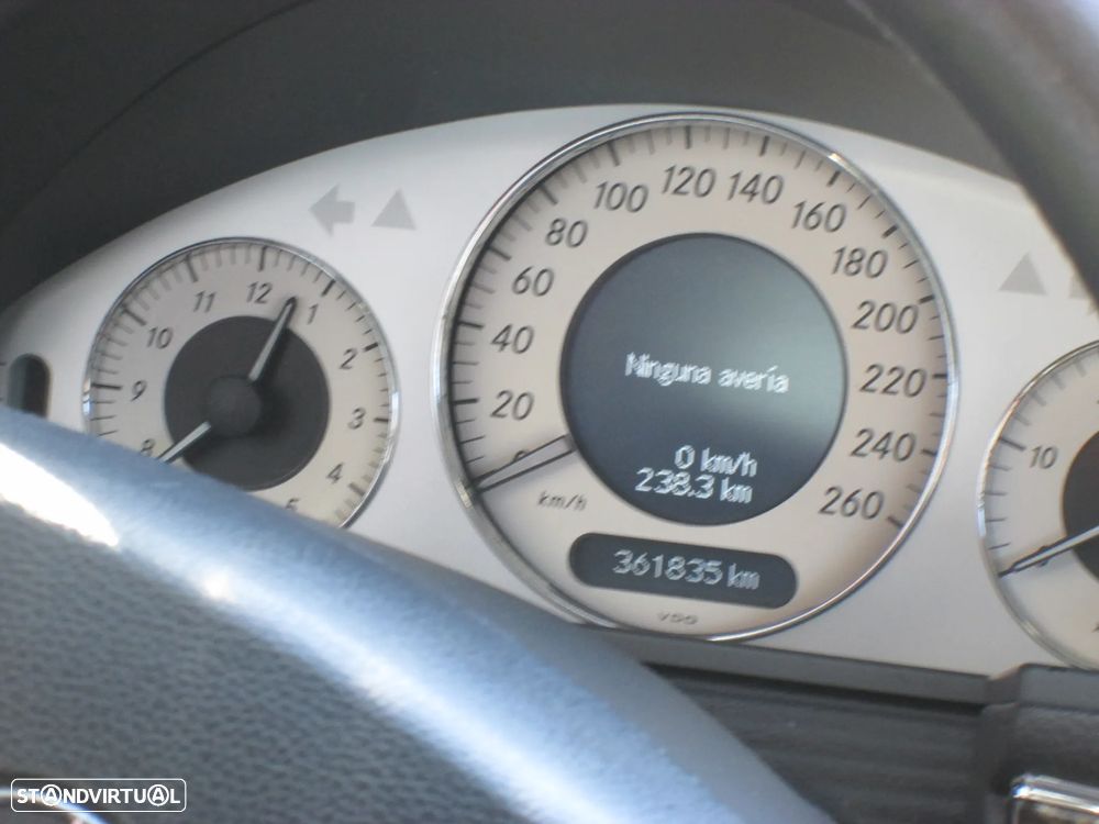 Mercedes-Benz E 220 CDI Avantgarde - 13