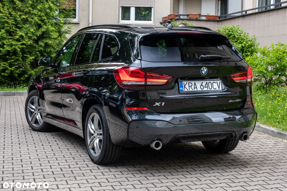 BMW X1 xDrive20i M Sport - 4