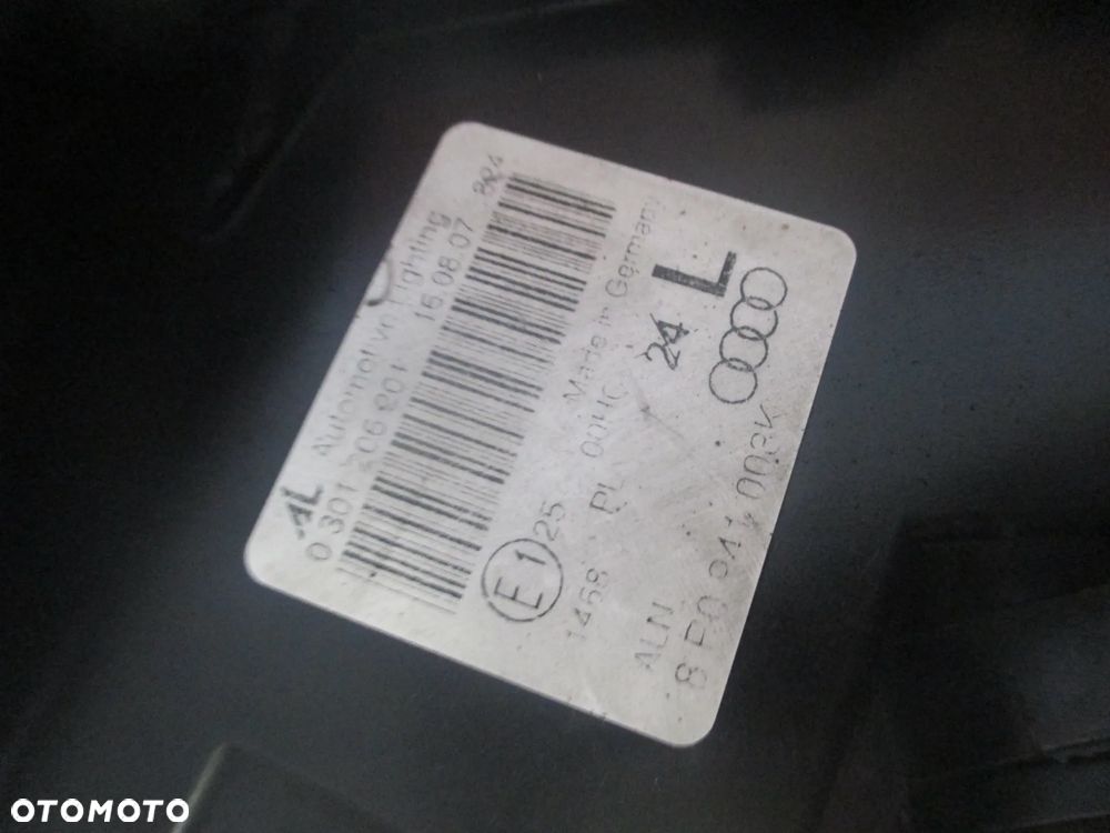 lampa Audi A3 8P AL Europa - 5