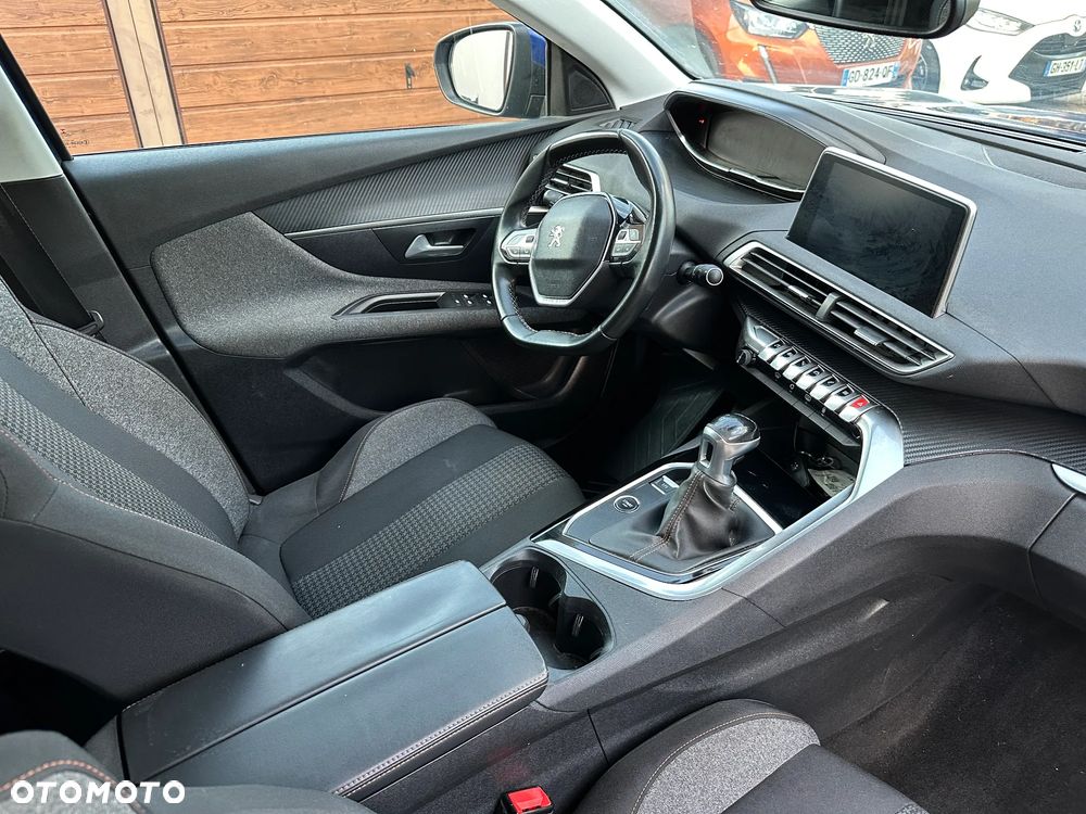 Peugeot 5008 BlueHDi 130 Active - 16
