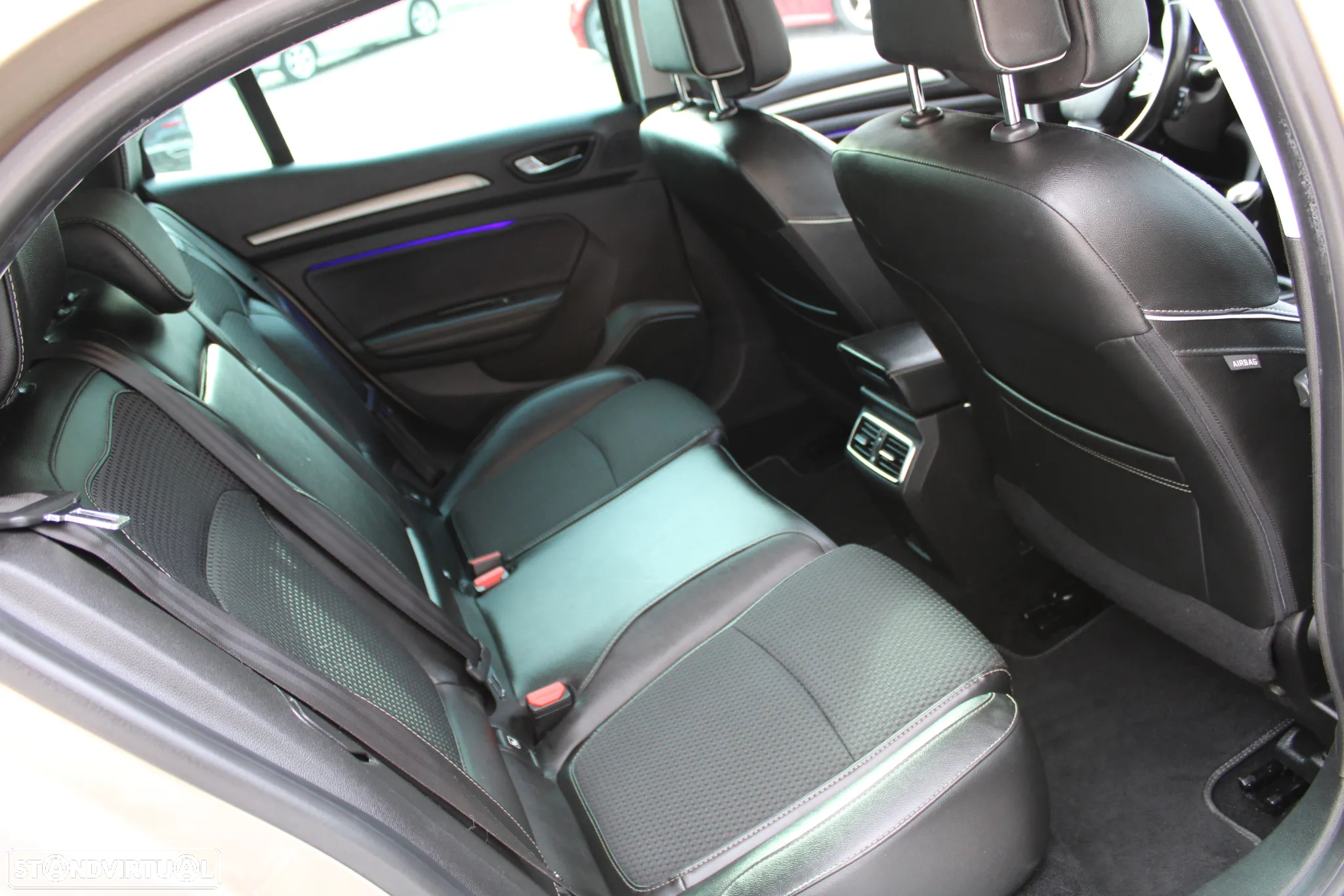 Renault Mégane 1.5 dCi Bose Edition SS - 13