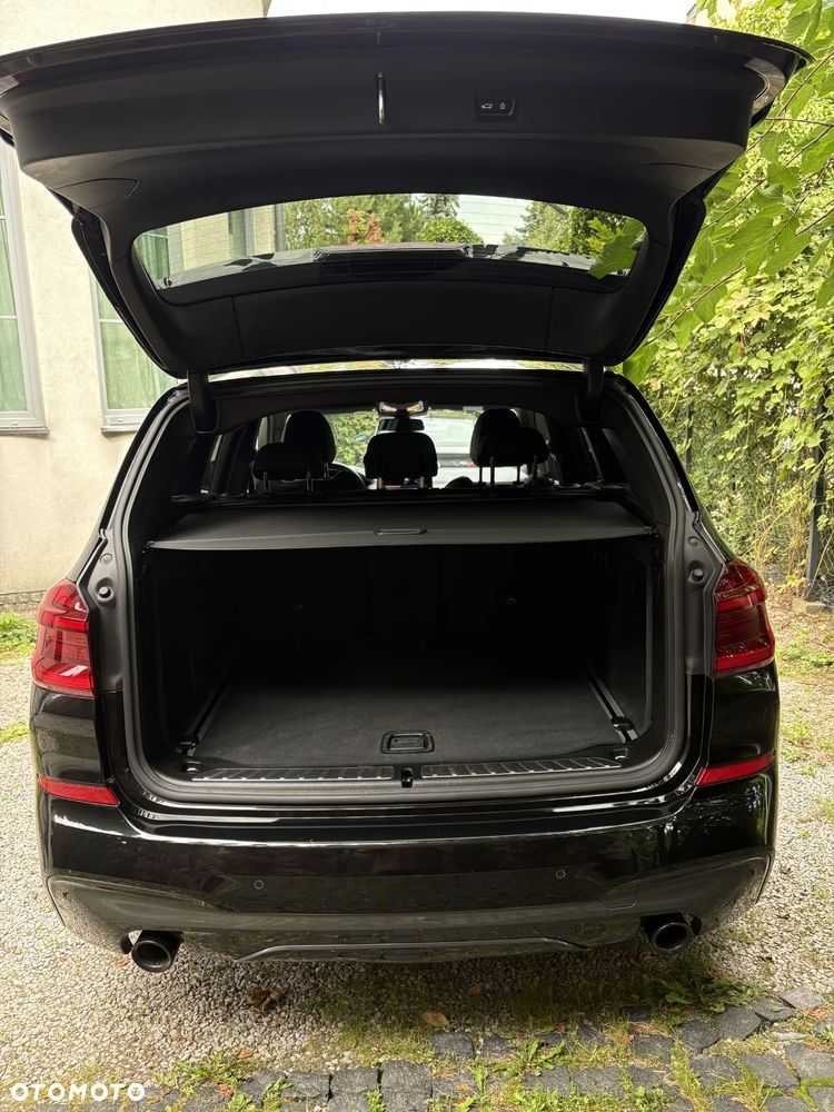 BMW X3 xDrive20d - 34