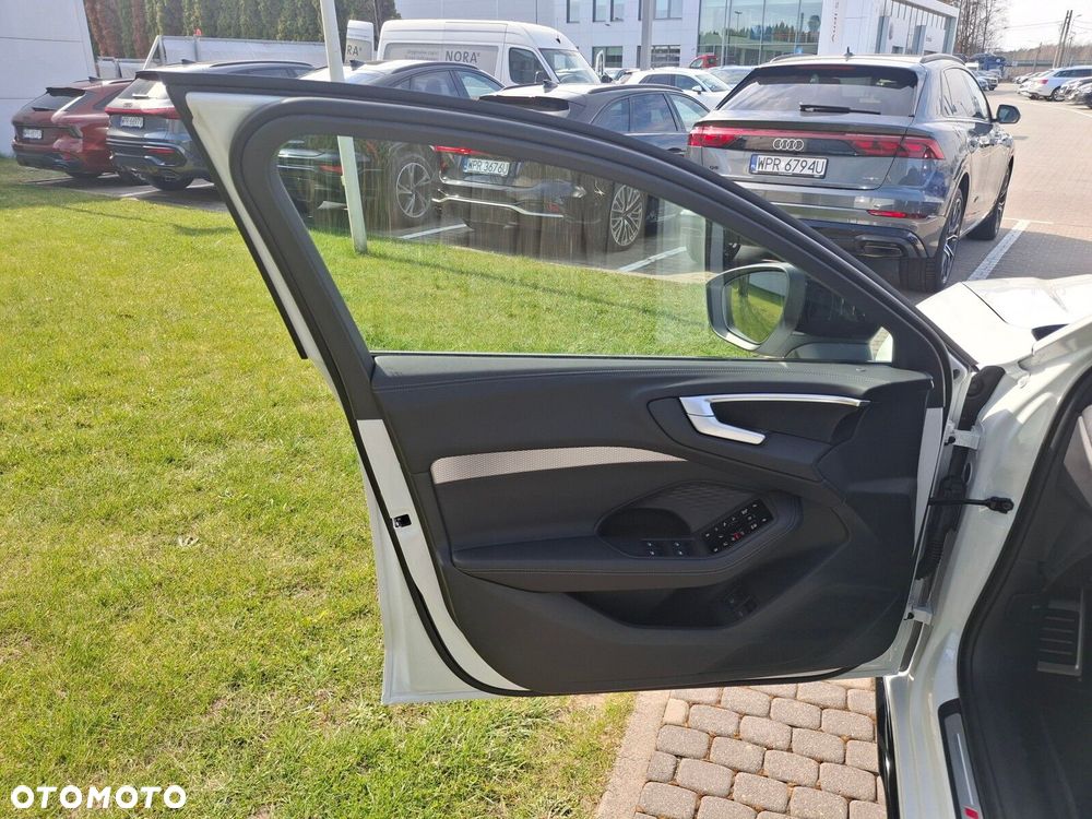 Audi A5 Limousine - 25