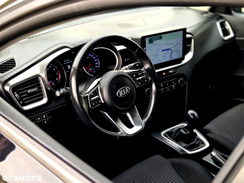 Kia Ceed 1.0 T-GDI M - 30