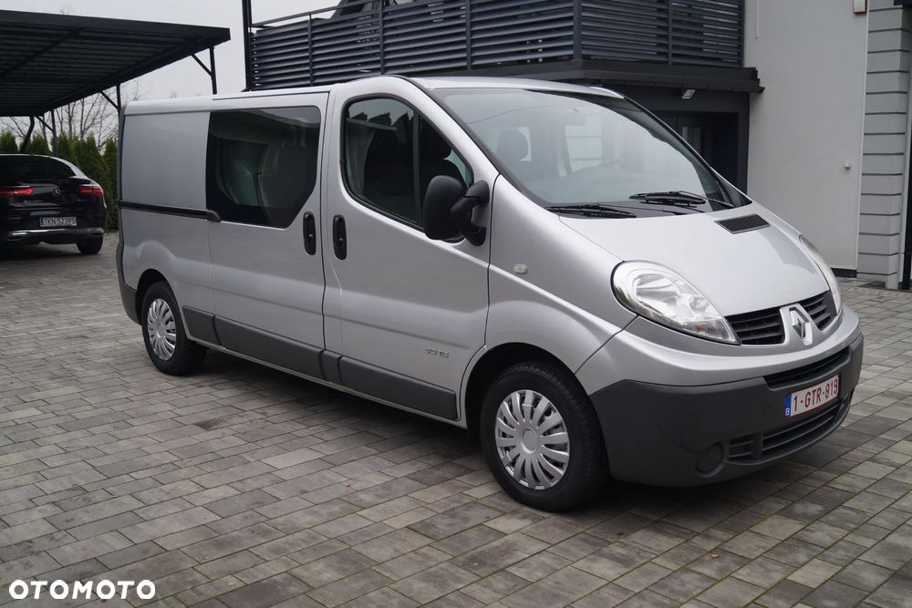 Renault Trafic - 2
