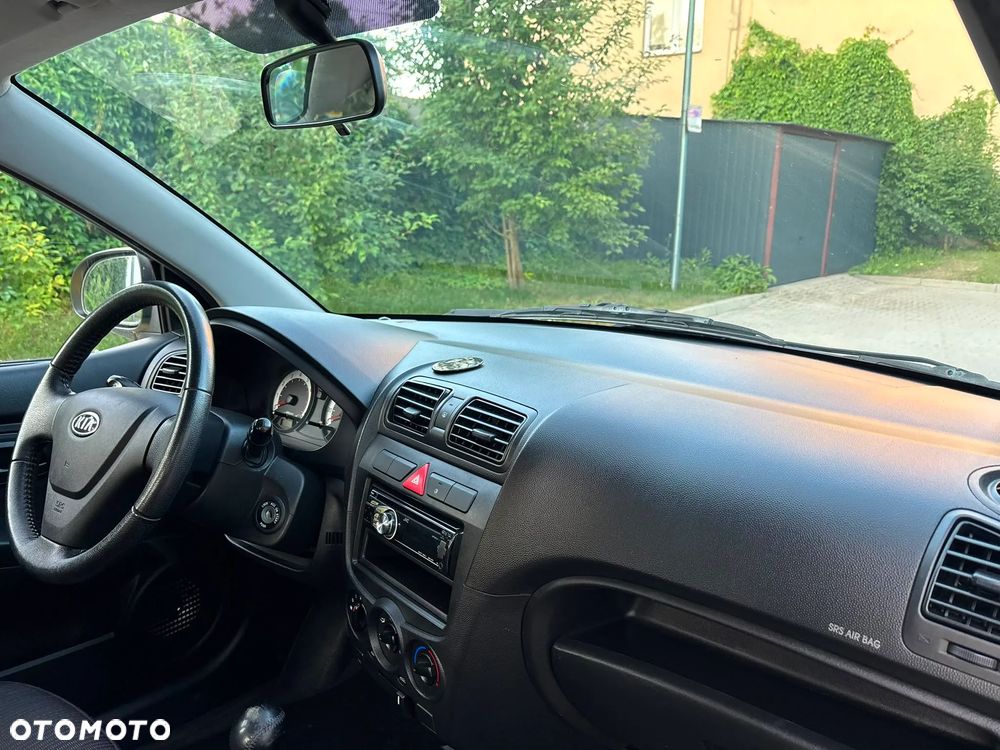 Kia Picanto - 10
