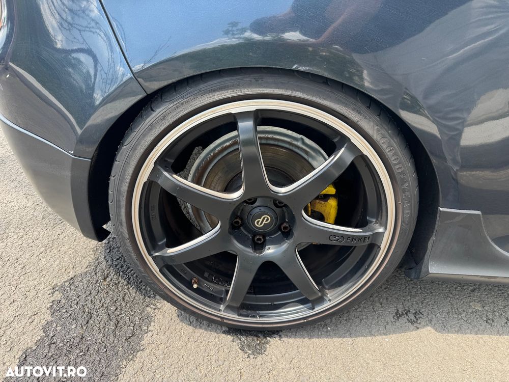 Volkswagen Golf 2.0 GTI - 11