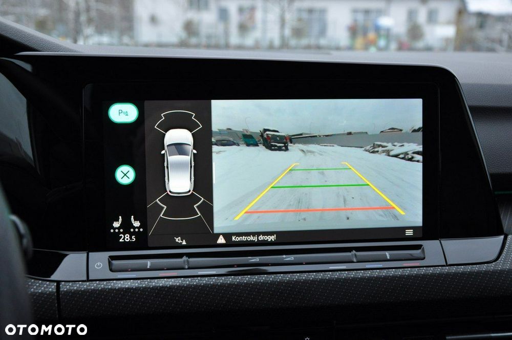 Volkswagen Golf - 21