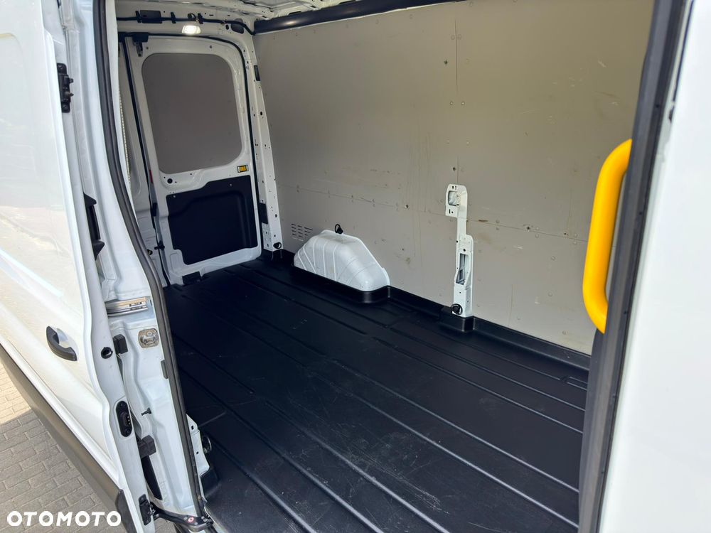 Ford TRANSIT L3H2 - 10