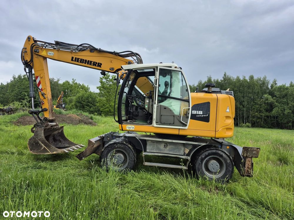 Liebherr A918 - 6