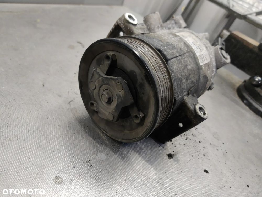 Sprężarka klimatyzacji Skoda Octavia Superb Seat Leon 3 Audi A3 VW Passat Golf 7 5Q0820803B - 2