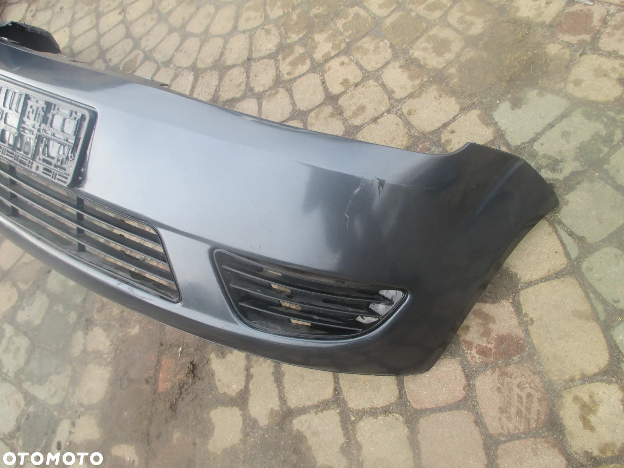 zderzak Ford Fiesta MK6 - 4