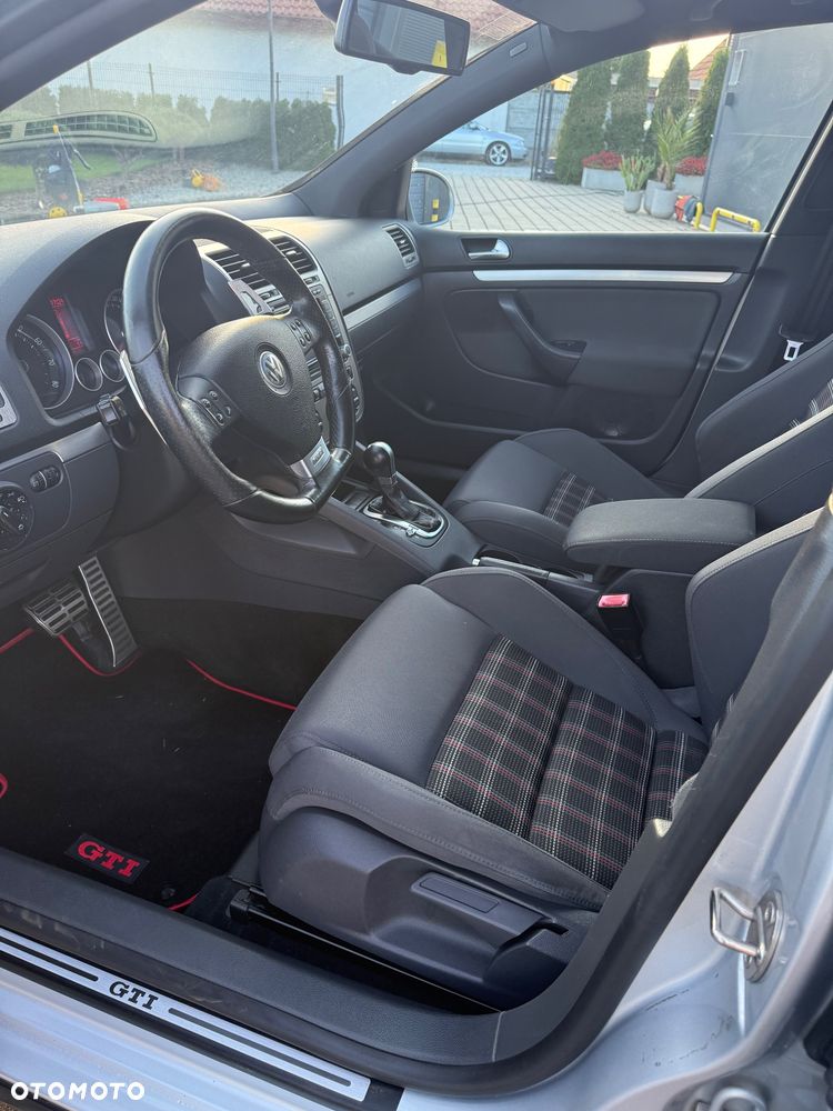 Volkswagen Golf 2.0 TSI GTI DSG - 15