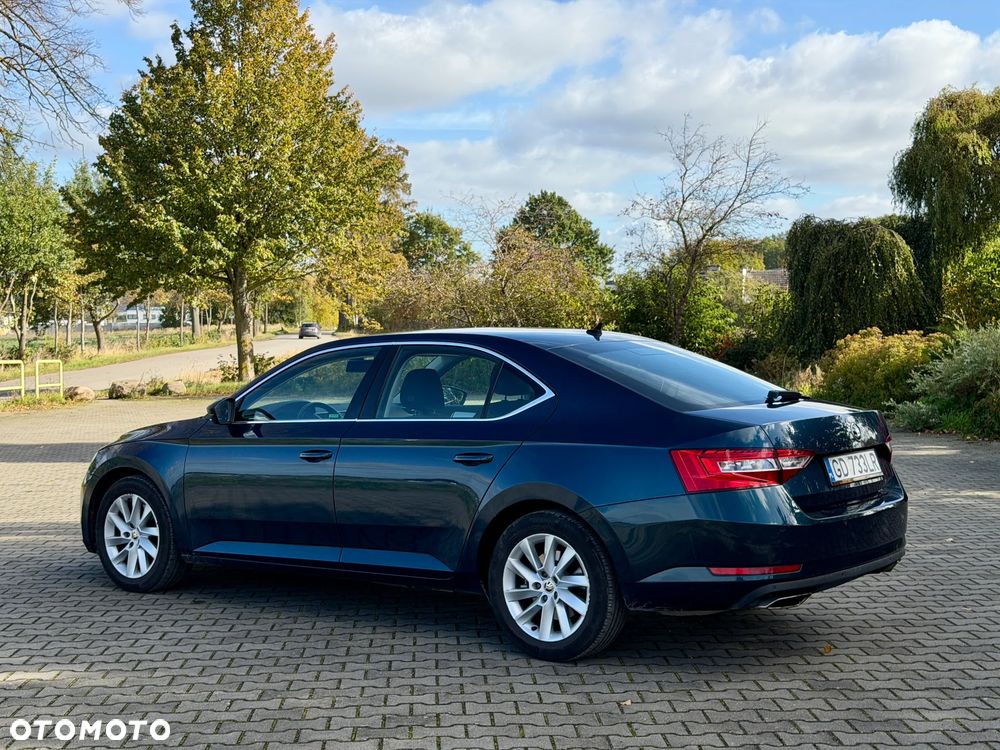 Skoda Superb - 18