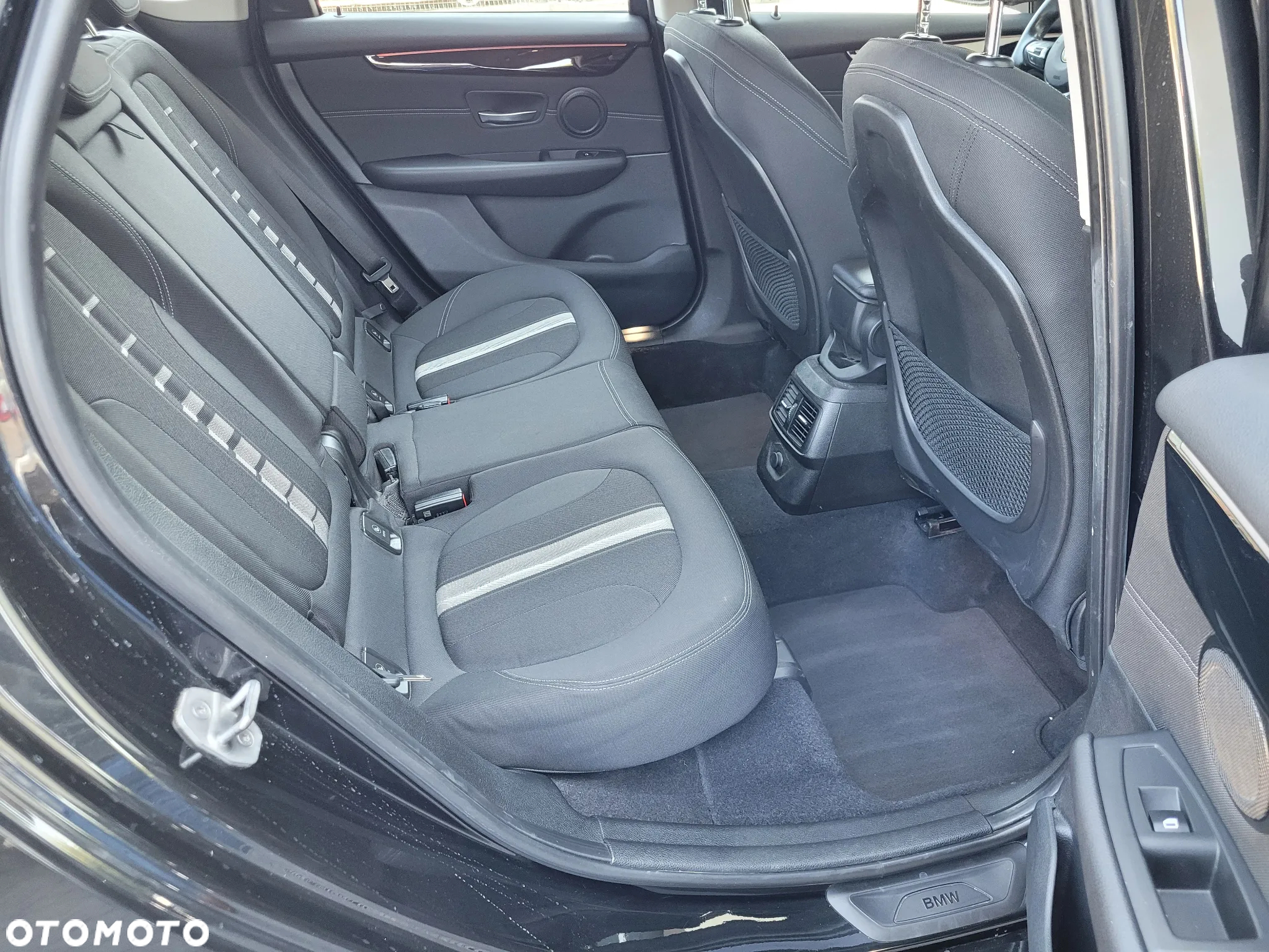BMW Seria 2 218i Active Tourer M Sport - 25