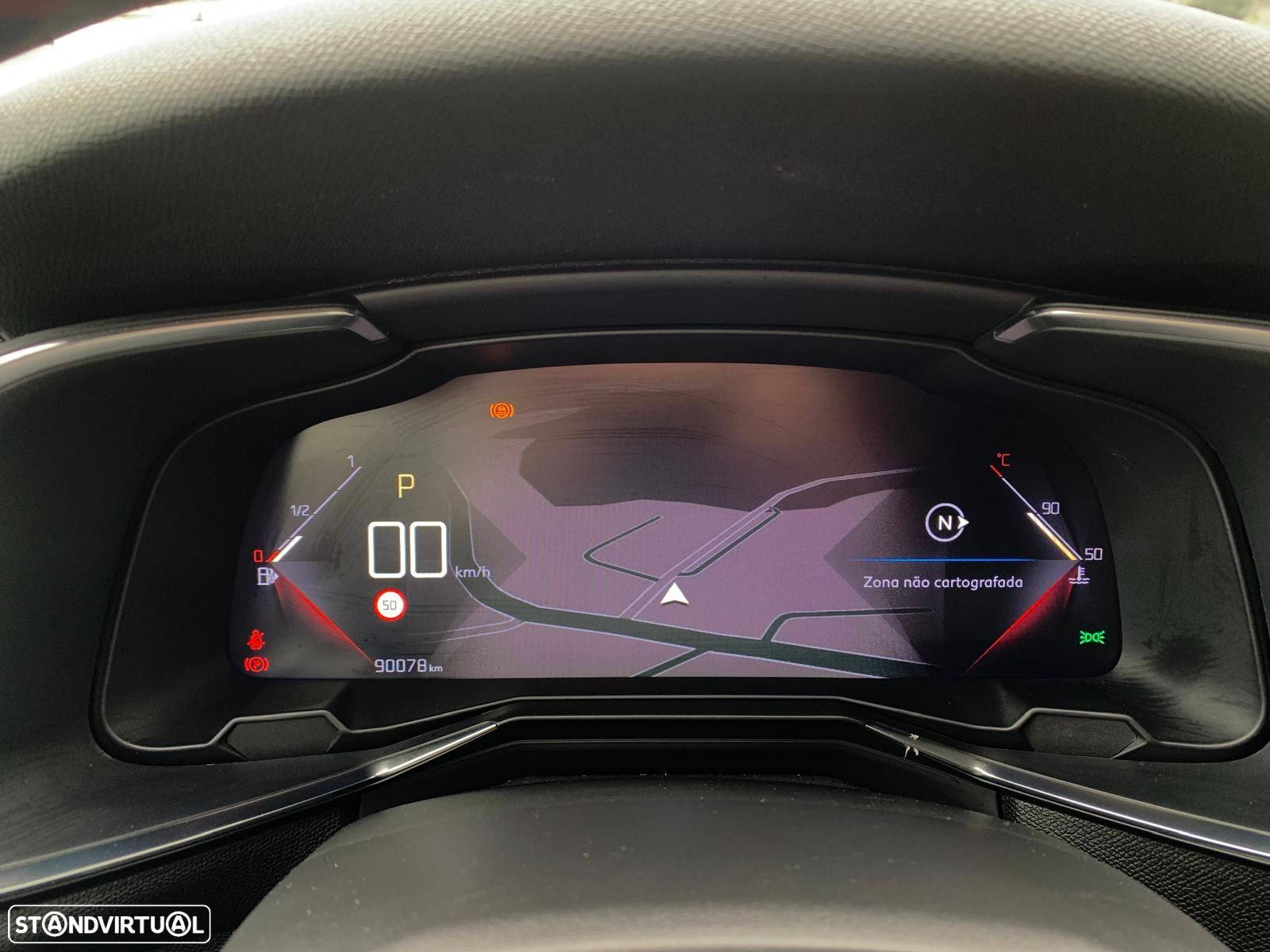 DS DS7 Crossback 1.5 BlueHDi Performance Line EAT8 - 23