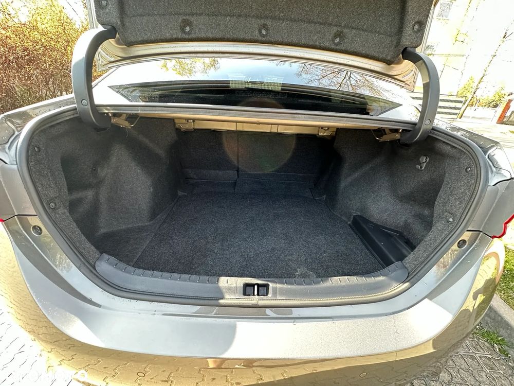 Toyota Corolla 1.6 Prestige MS - 4