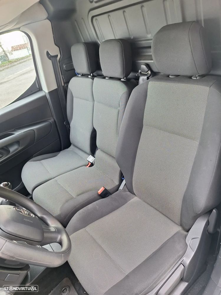 Toyota Proace city - 19