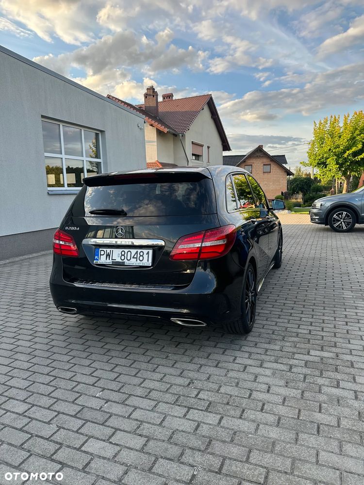 Mercedes-Benz Klasa B 200 d 7G-DCT Edition - 8