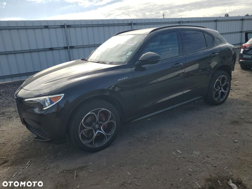 Alfa Romeo Stelvio 2.0 Turbo 16V AT8-Q4 Veloce Ti - 2