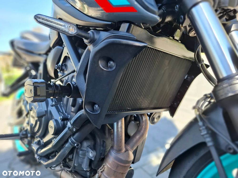 Yamaha MT - 12