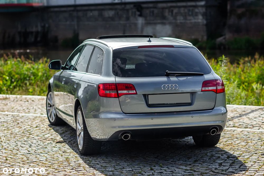 Audi A6 Avant 2.7 TDI DPF quattro tiptronic - 13