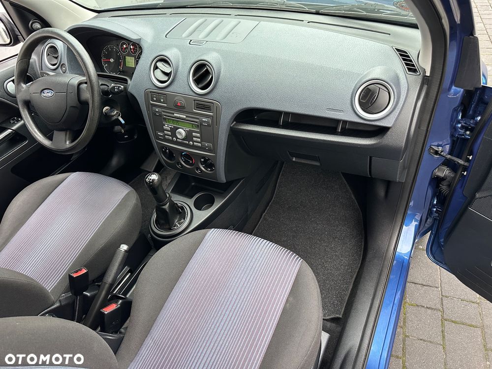 Ford Fusion 1.4 Elegance - 23