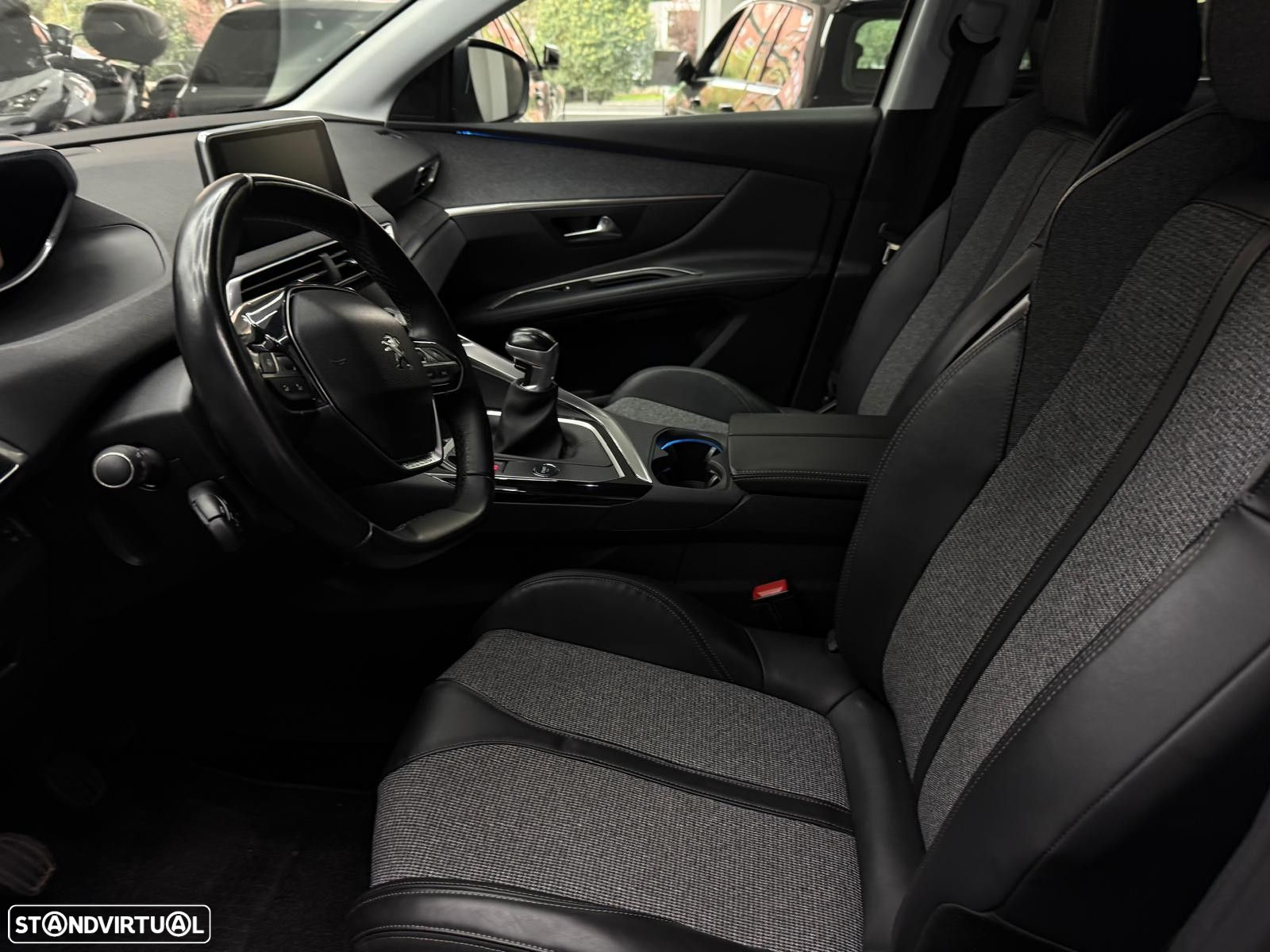Peugeot 3008 1.5 BlueHDi Allure - 44
