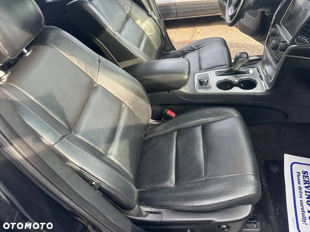Jeep Grand Cherokee - 10