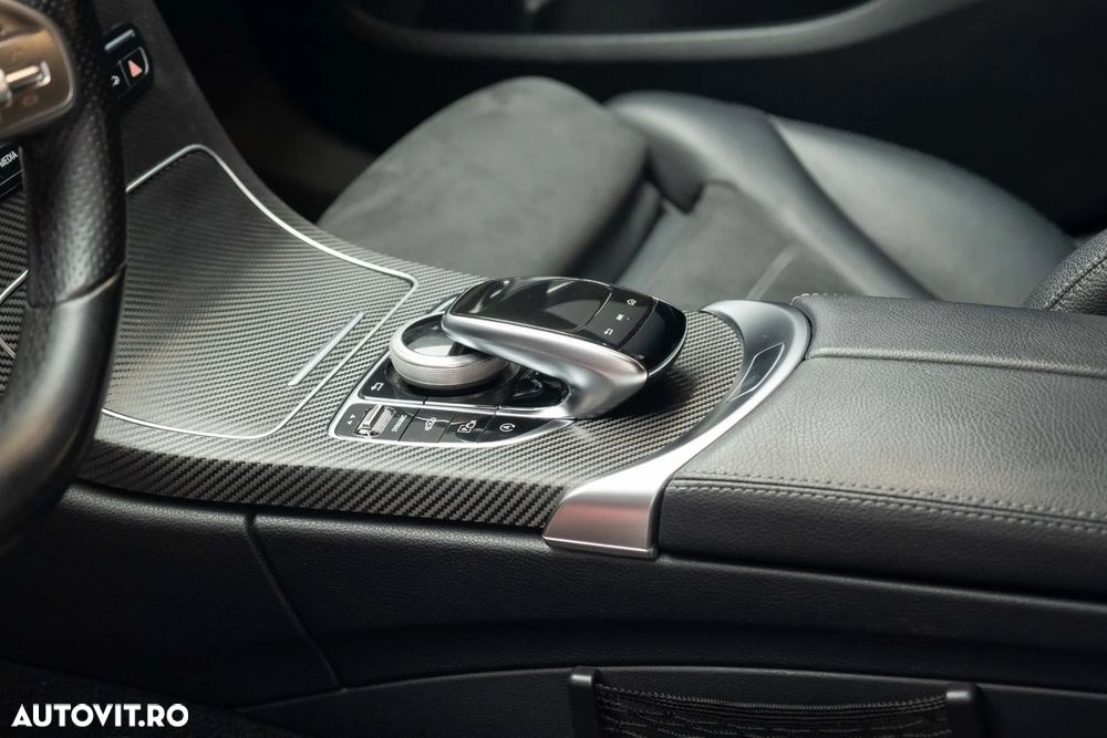 Mercedes-Benz C 300 d 4Matic 9G-TRONIC AMG Line - 6