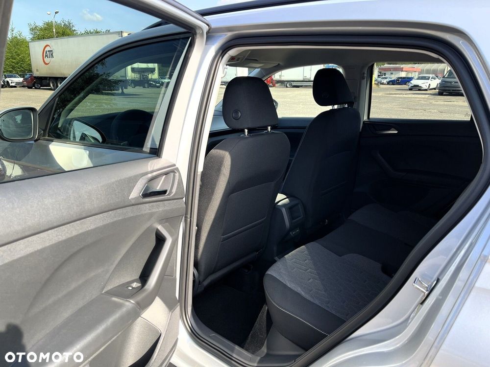 Volkswagen T-Cross 1.0 TSI Life Plus - 32