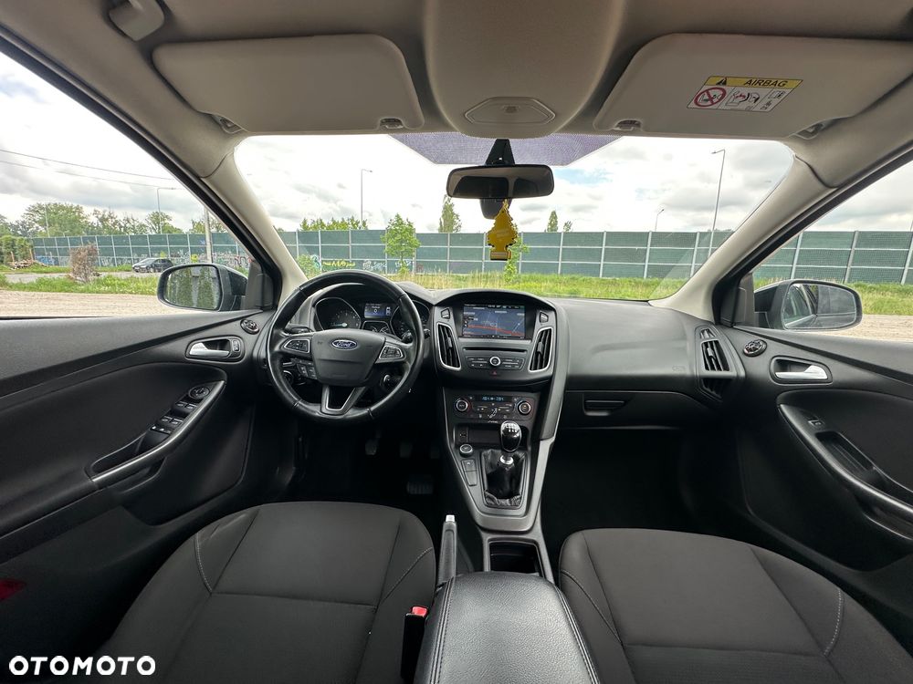 Ford Focus 1.6 TDCi DPF Titanium - 28