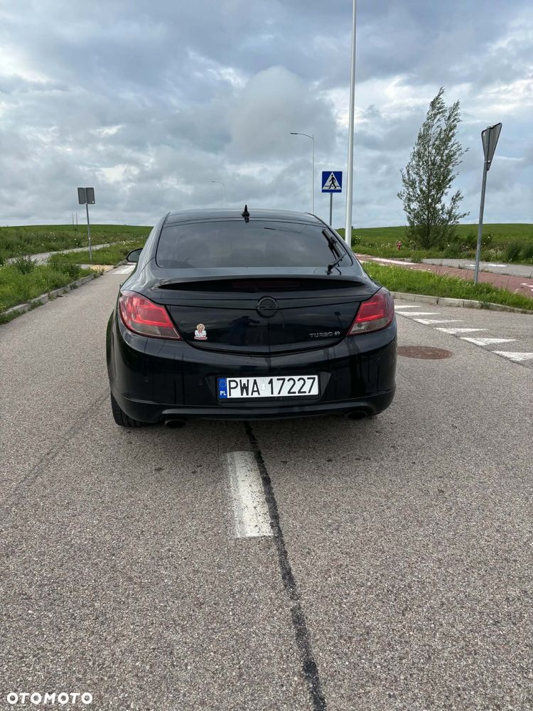 Opel Insignia 2.0 T Cosmo 4x4 - 11