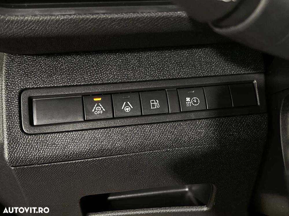 Peugeot 3008 225 e-EAT8 GT - 28