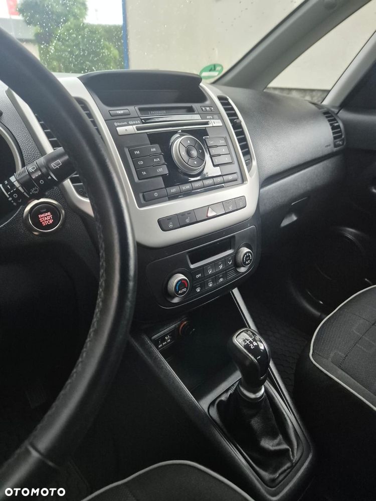 Kia Venga - 14