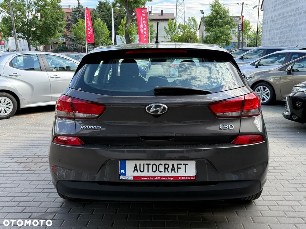 Hyundai i30 1.4 T-GDI Comfort DCT - 25