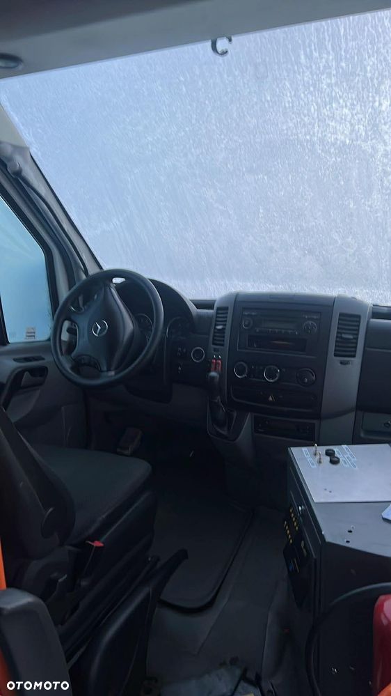 Mercedes-Benz Sprinter 26 miejsc do osób niepełnosprawnych - 8