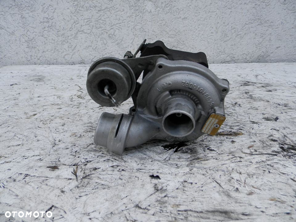 Turbosprężarka Renault Clio III 1.5 DCI K9K T766 54391015082 54359700012