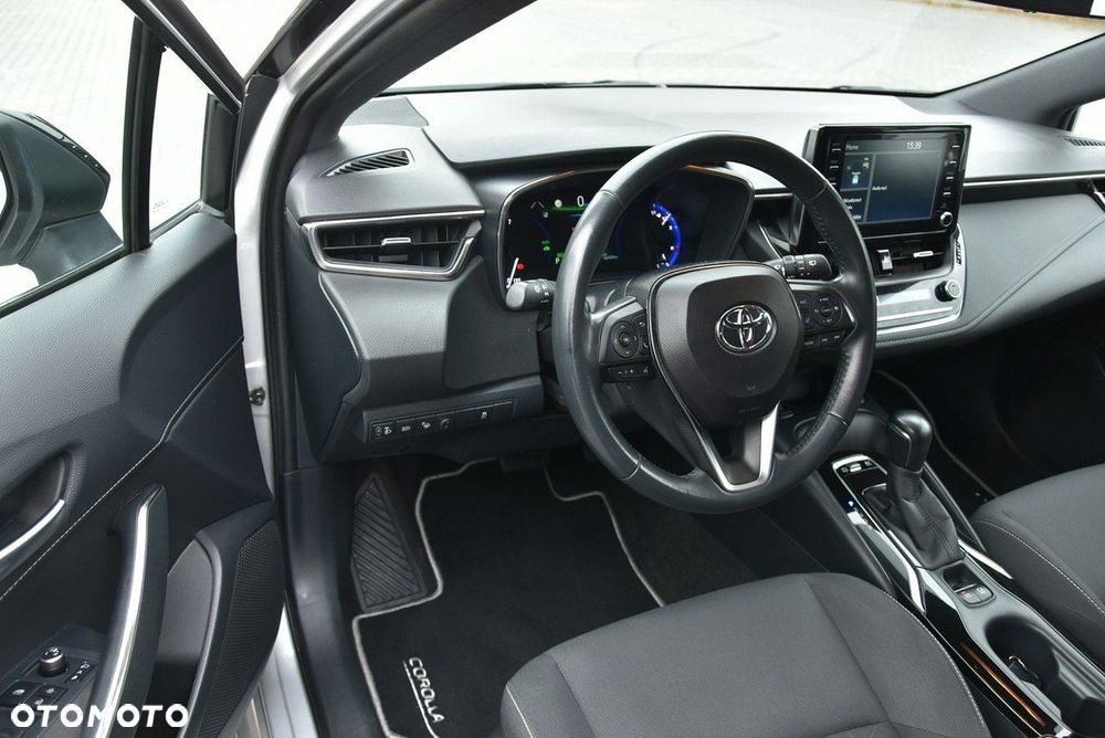 Toyota Corolla - 18