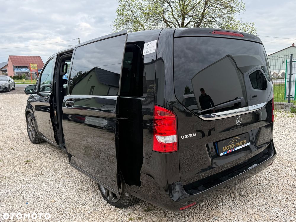 Mercedes-Benz Klasa V - 9