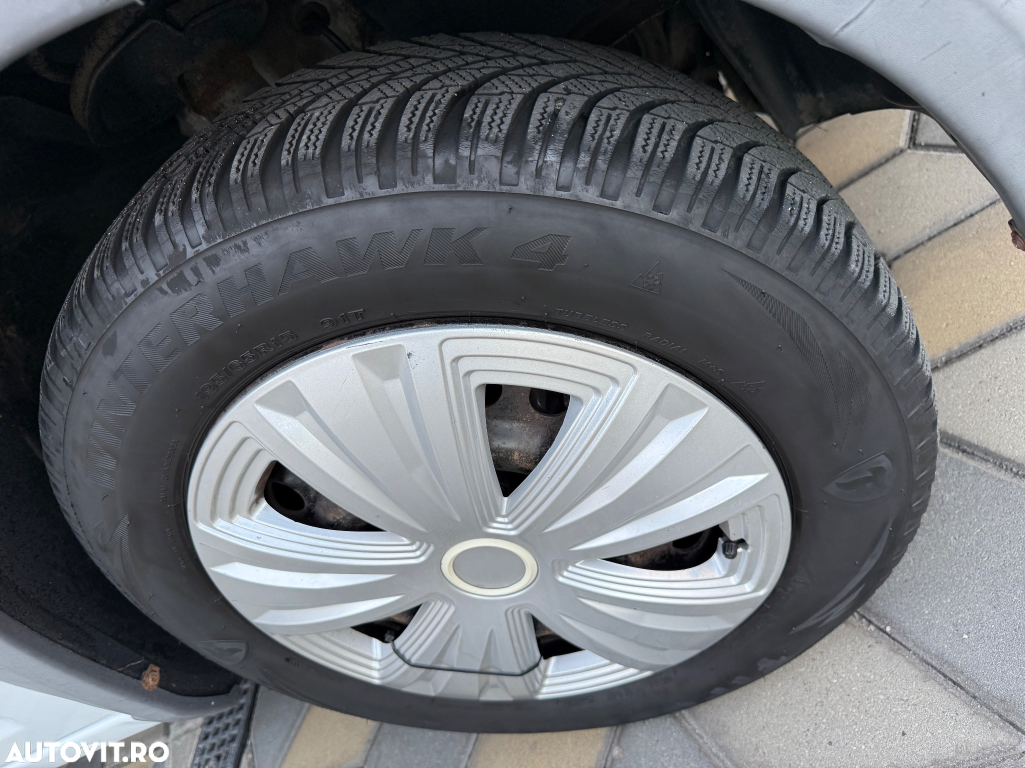 Ford Transit Connect - 12