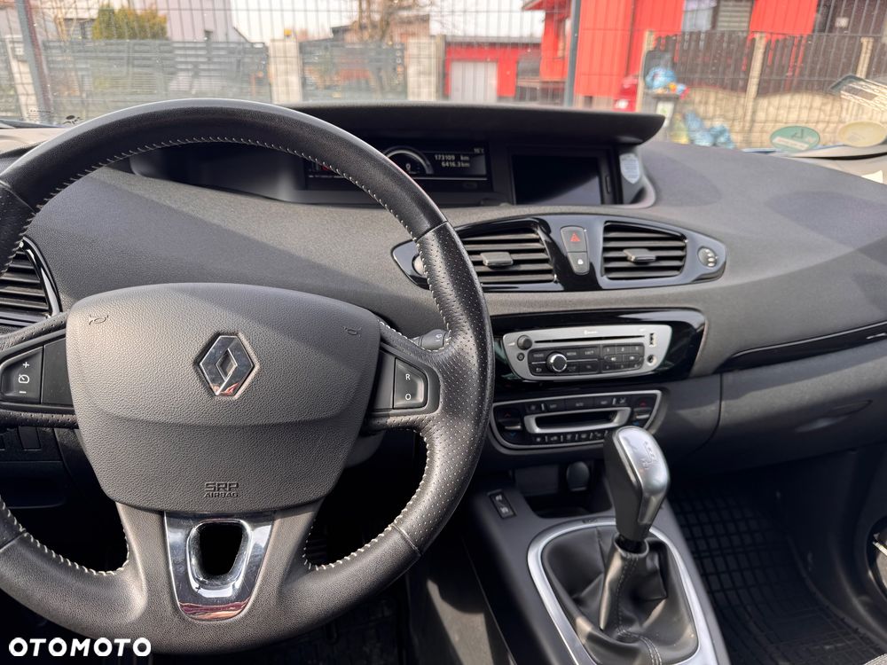 Renault Scenic 1.5 dCi Bose EDC - 20