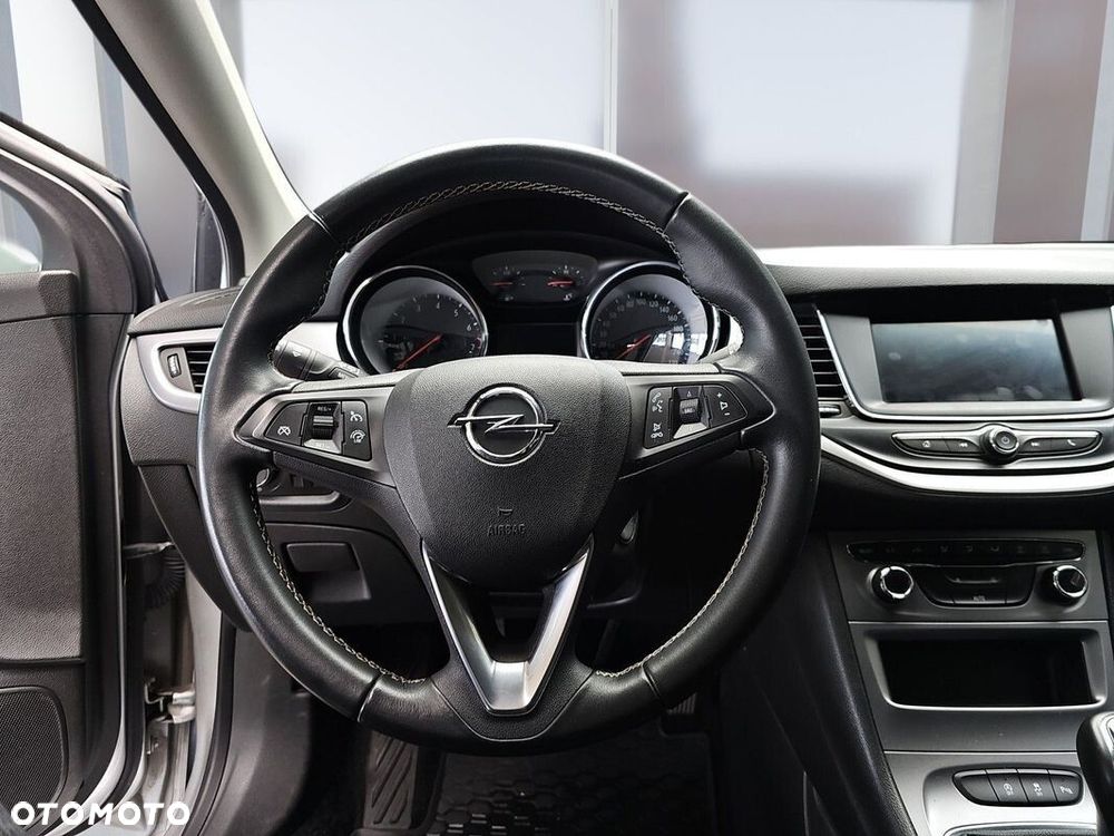 Opel Astra V 1.2 T Edition S&S - 16