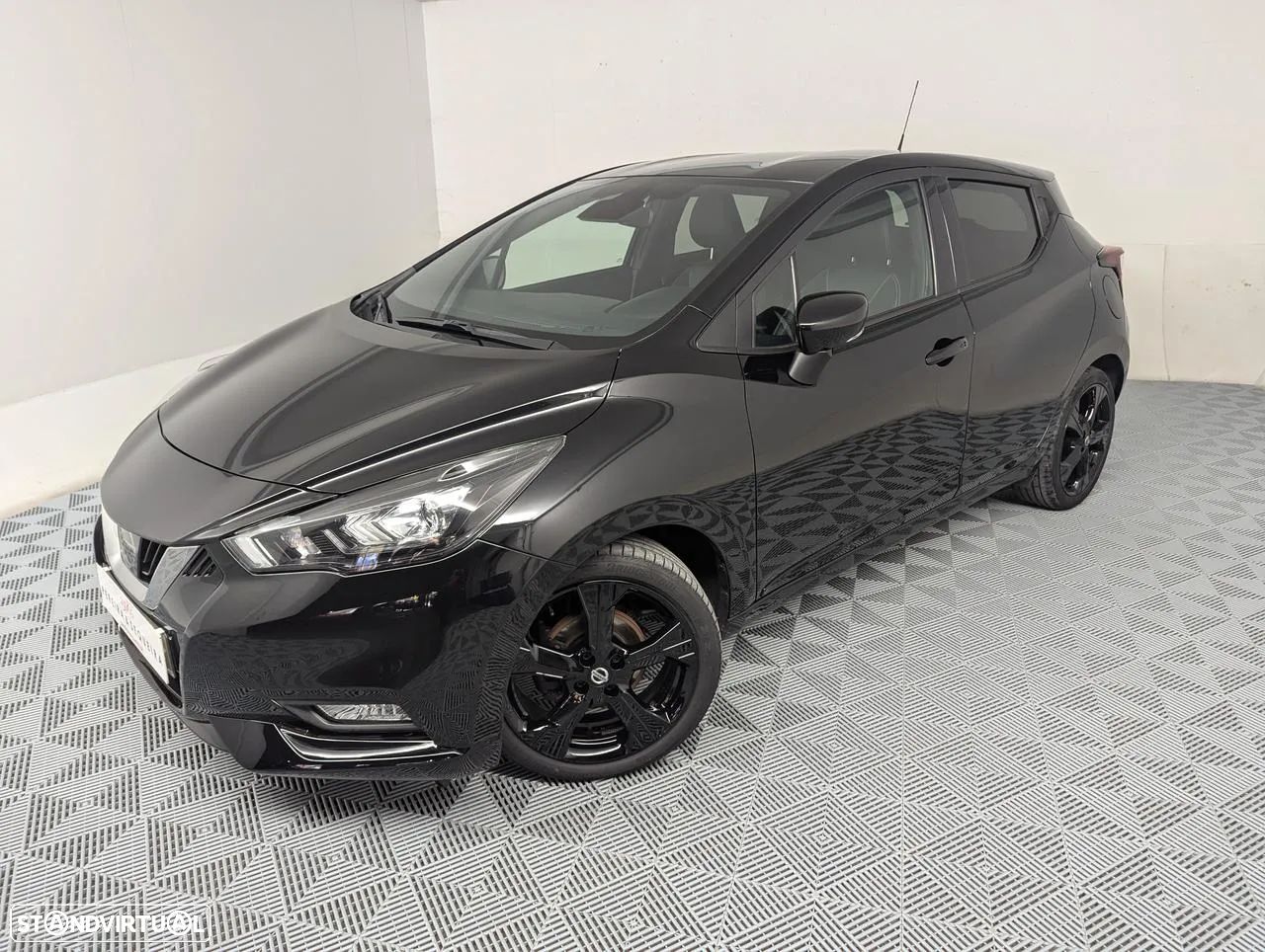 Nissan Micra 1.0 IG-T N-Design Black P.Navi - 1
