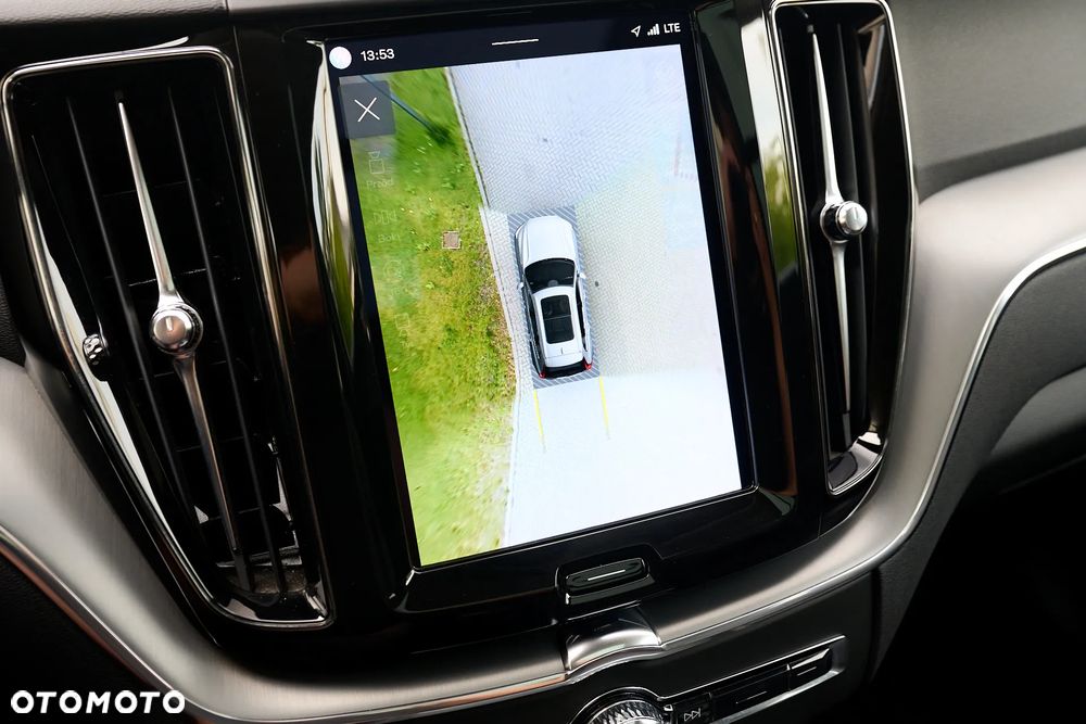 Volvo XC 60 - 30